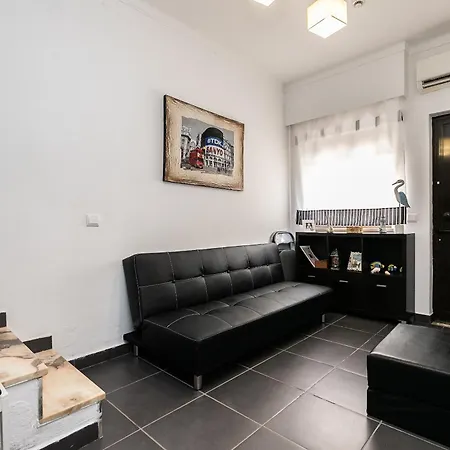 New!! 1 Bedroom Center - R. Freiras * 타비라