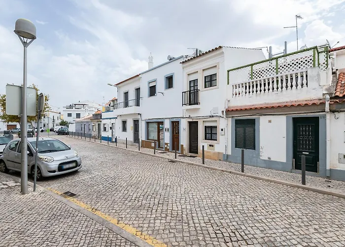 아파트 New!! 1 Bedroom Center - R. Freiras 타비라