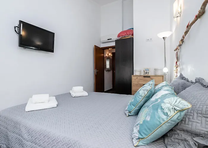 아파트 New!! 1 Bedroom Center - R. Freiras 타비라